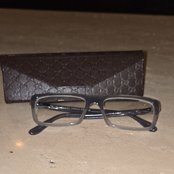 Gucci Frames Stylish Gray Glasses with Case - Picture 1 of 6
